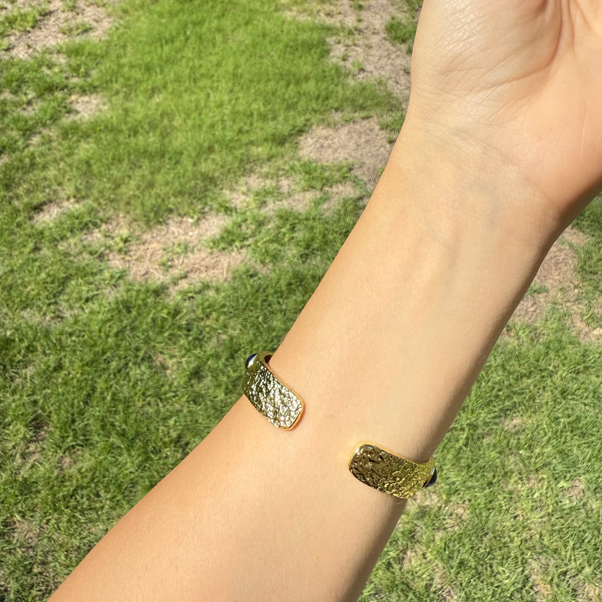 Gold Onyx Cuff