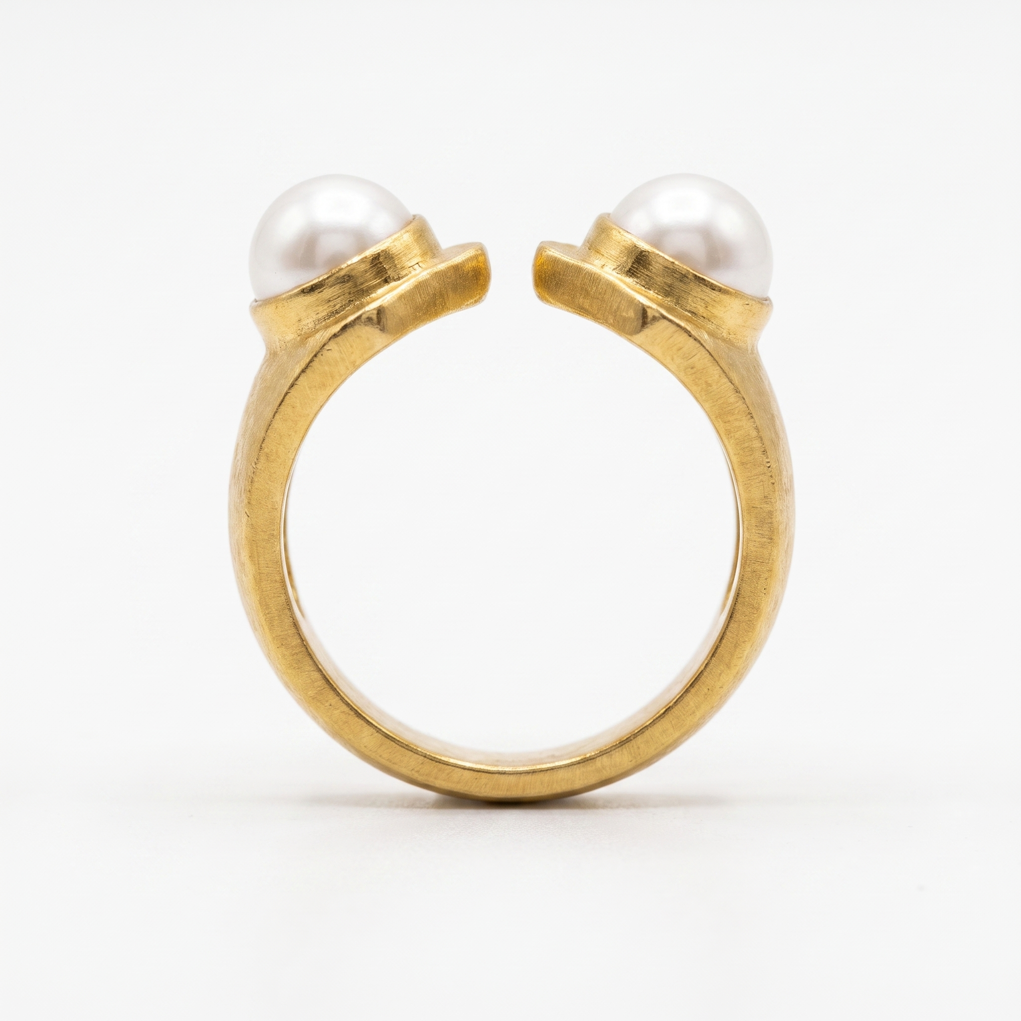 Gold Twin Pearl Ring