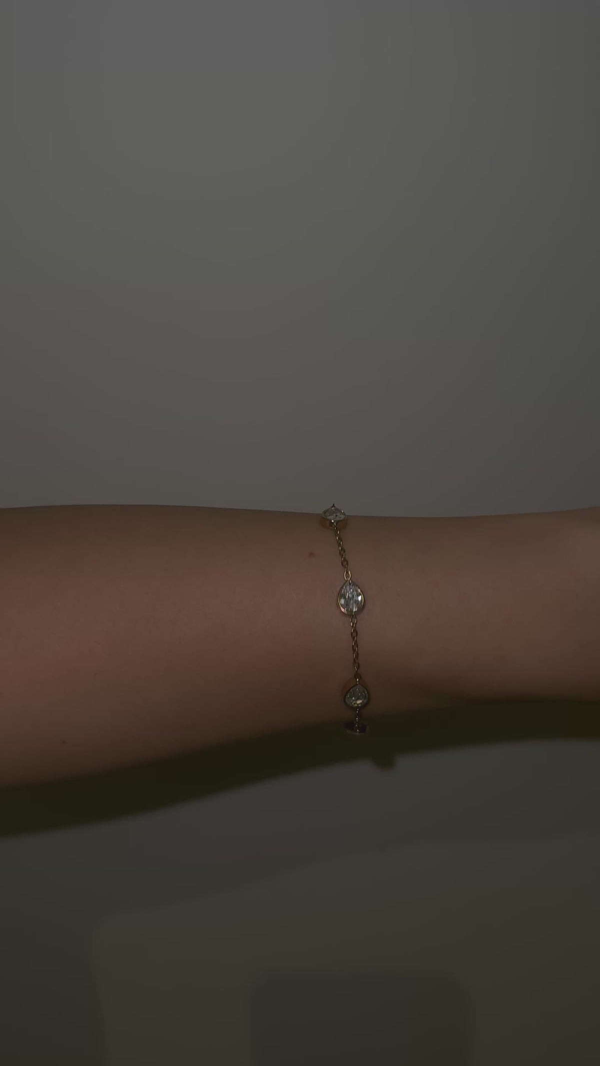Gold Crystal Teardrop Bracelet